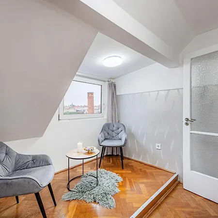 Luminosa Bright Flat With Ac * Budapest