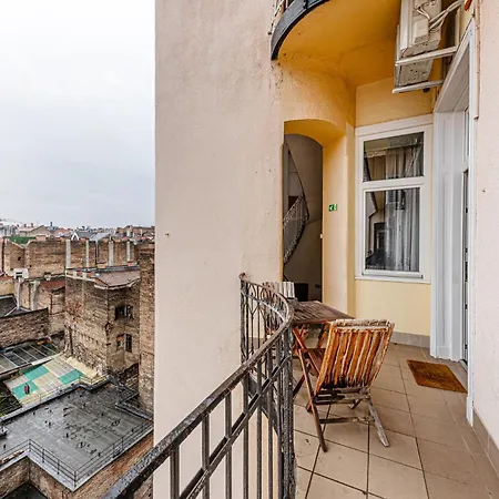 Appartamento Luminosa Bright Flat With Ac Budapest