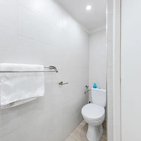 Luminosa Bright Flat With Ac