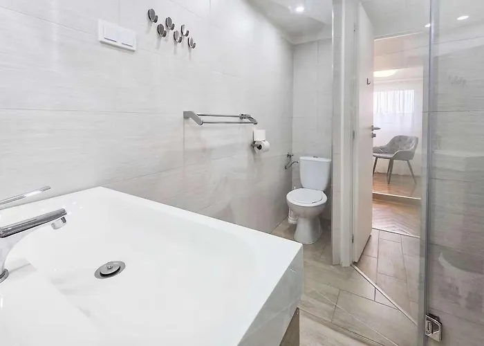 Luminosa Bright Flat With Ac Апартаменты *