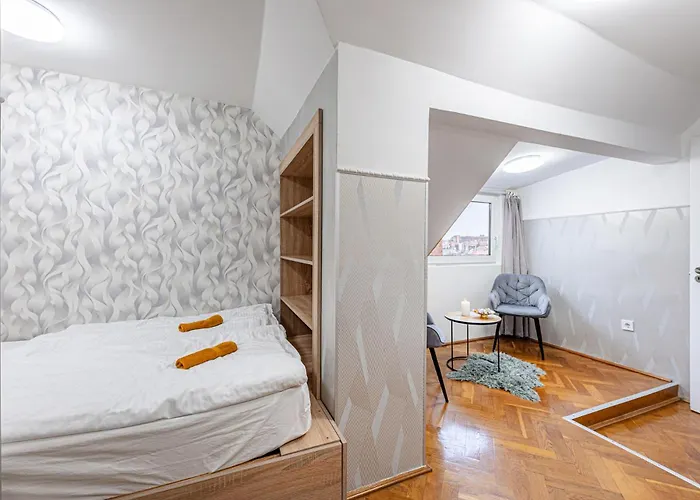 Luminosa Bright Flat With Ac Апартаменты *
