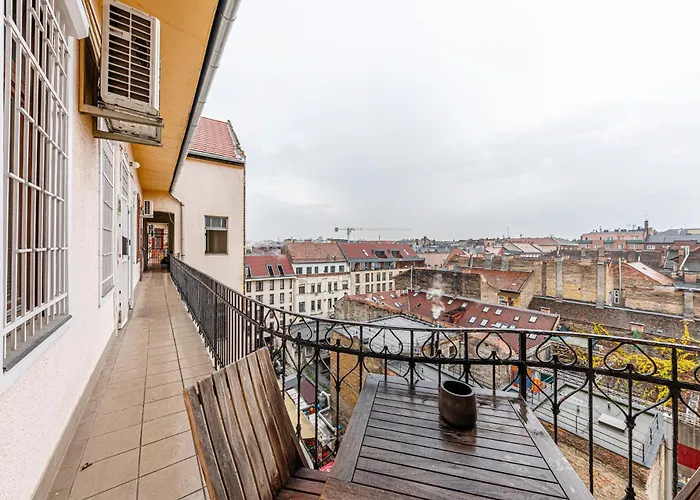 Luminosa Bright Flat With Ac Апартаменты Будапешт